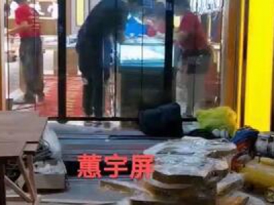 金店LED透明屏項目
